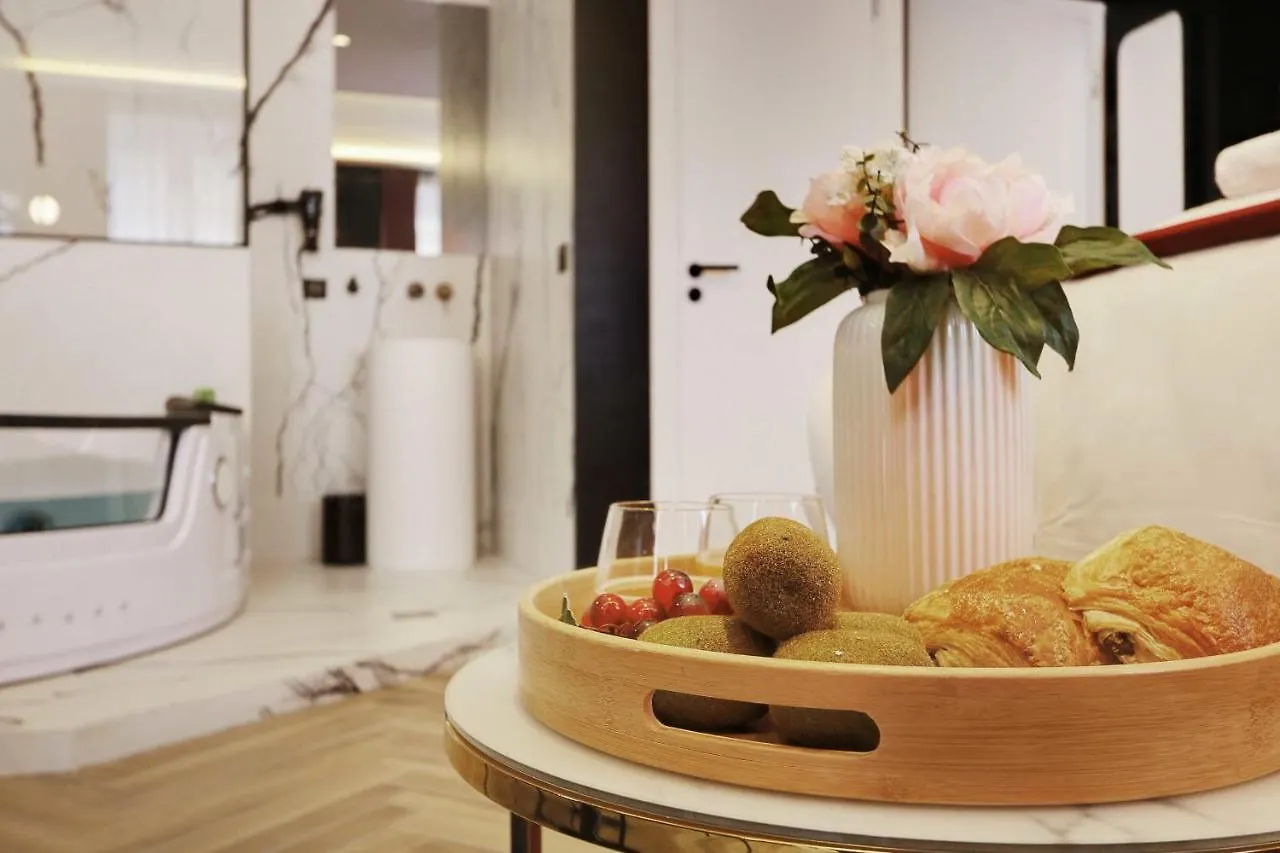 Holiday home Luxurious Private Room - 2P - Les Halles Paris France